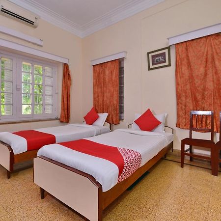 Oyo 10826 Sona Guest House 加尔各答 外观 照片